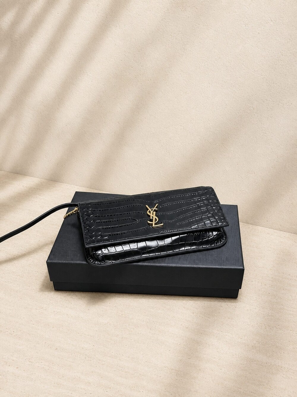 Yves Saint Laurent Medium Kate Purse in Crocodile Embossed Black Calfskin - Picture 7 of 7